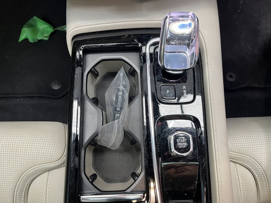 2024 Volvo V60
