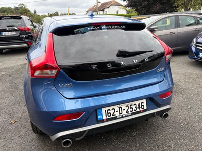2016 Volvo V40