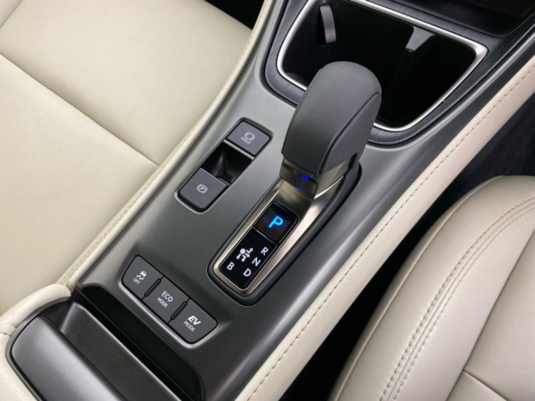 2025 Lexus LBX