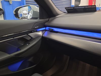 2024 BMW i5