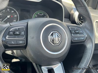 2022 MG ZS