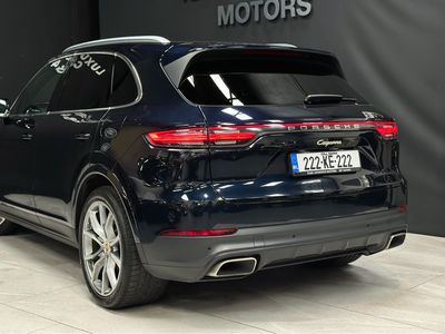 2022 Porsche Cayenne