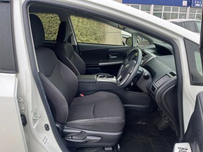 2018 Toyota Prius Alpha