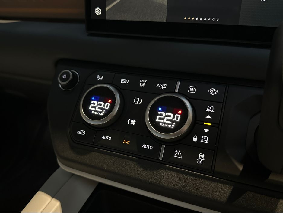 2025 Land Rover Defender