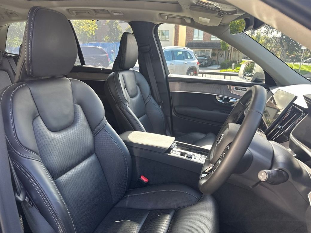 2025 Volvo XC90