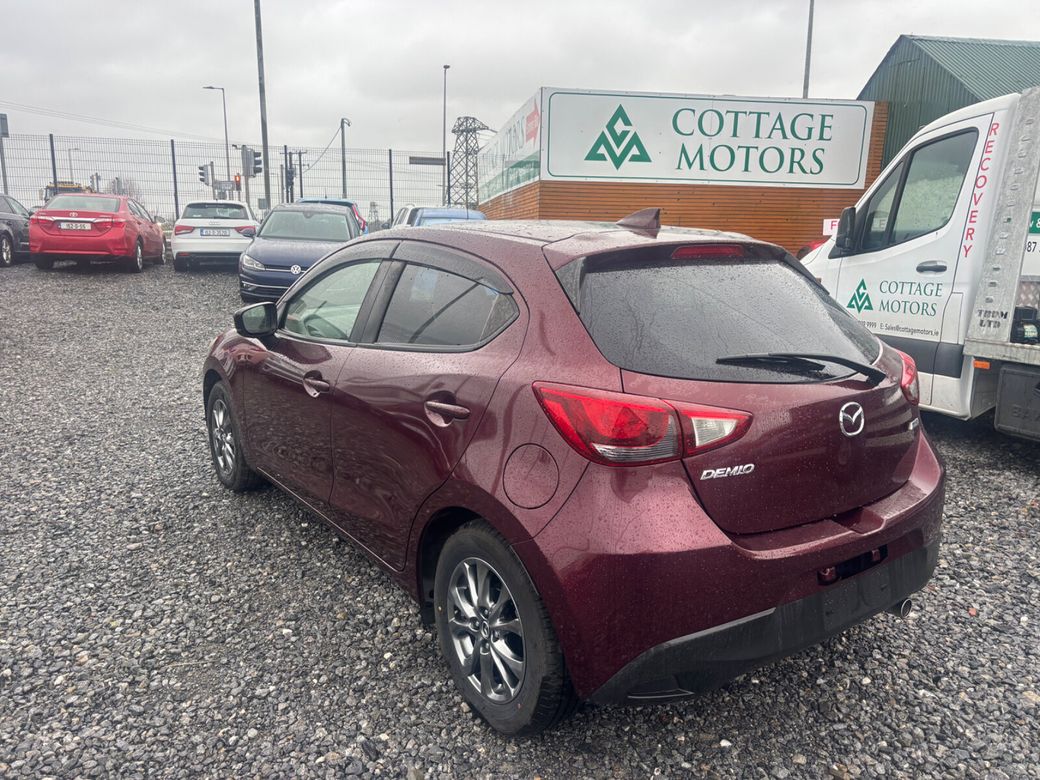 2017 Mazda Demio