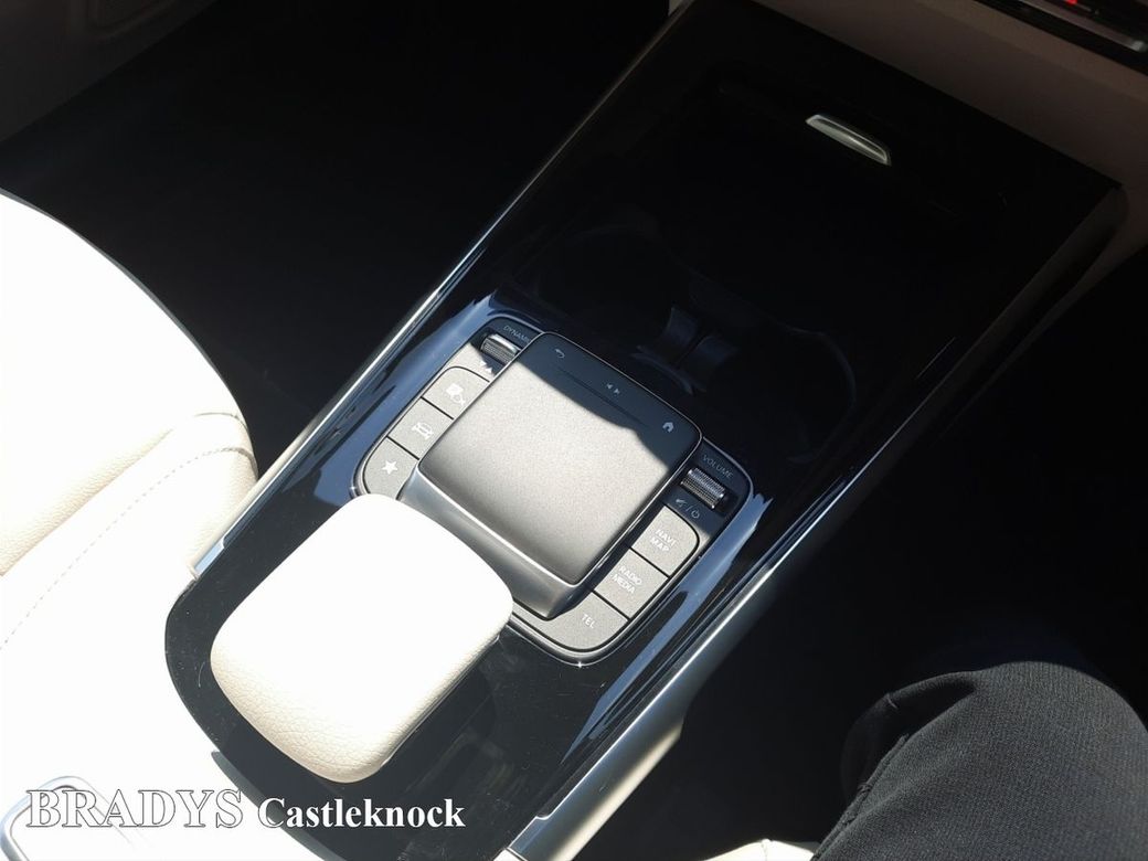 2023 Mercedes-Benz GLB Class