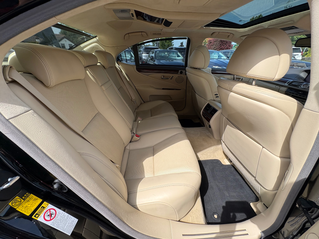 2015 Lexus LS 460