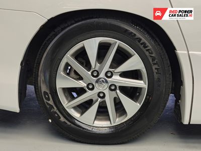 2014 Toyota Vellfire