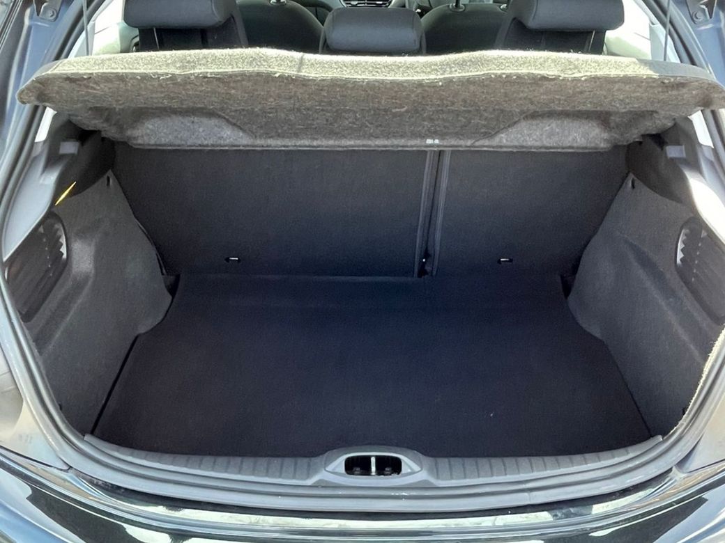 2015 Peugeot 208