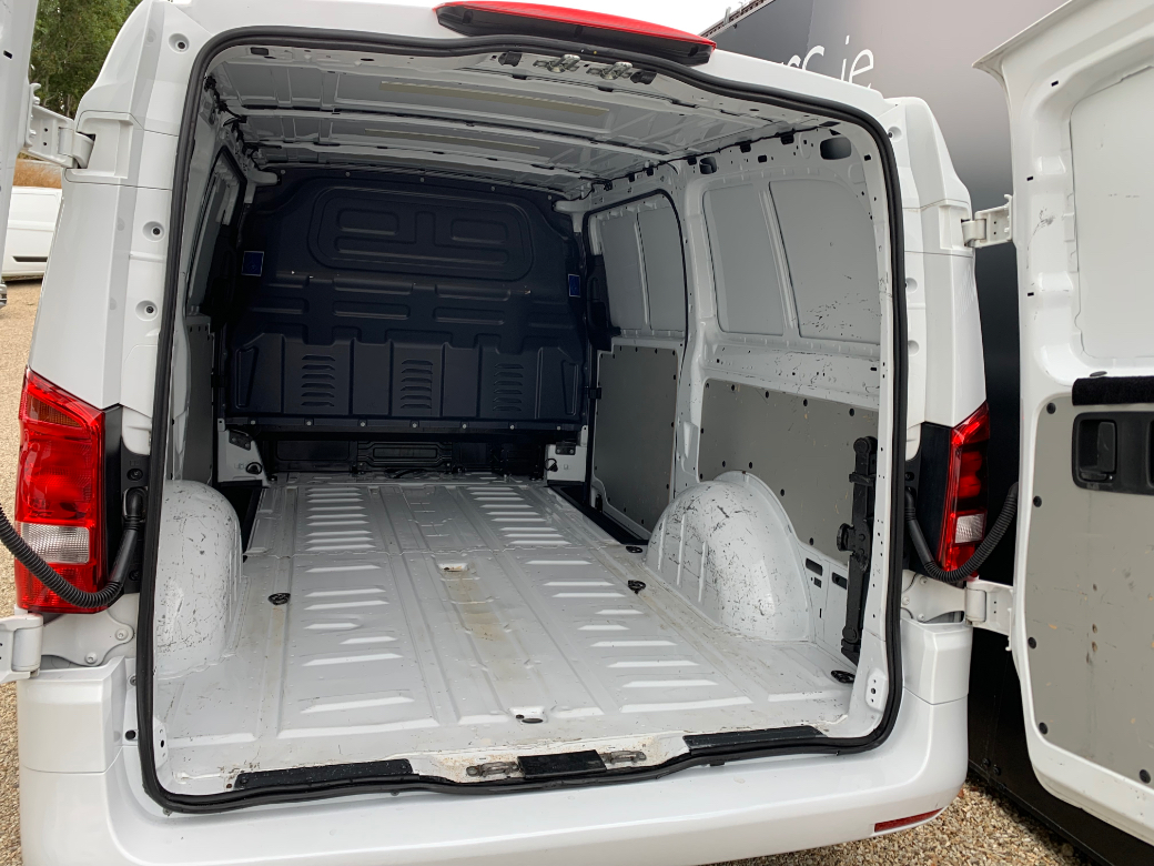 2023 Mercedes-Benz Vito