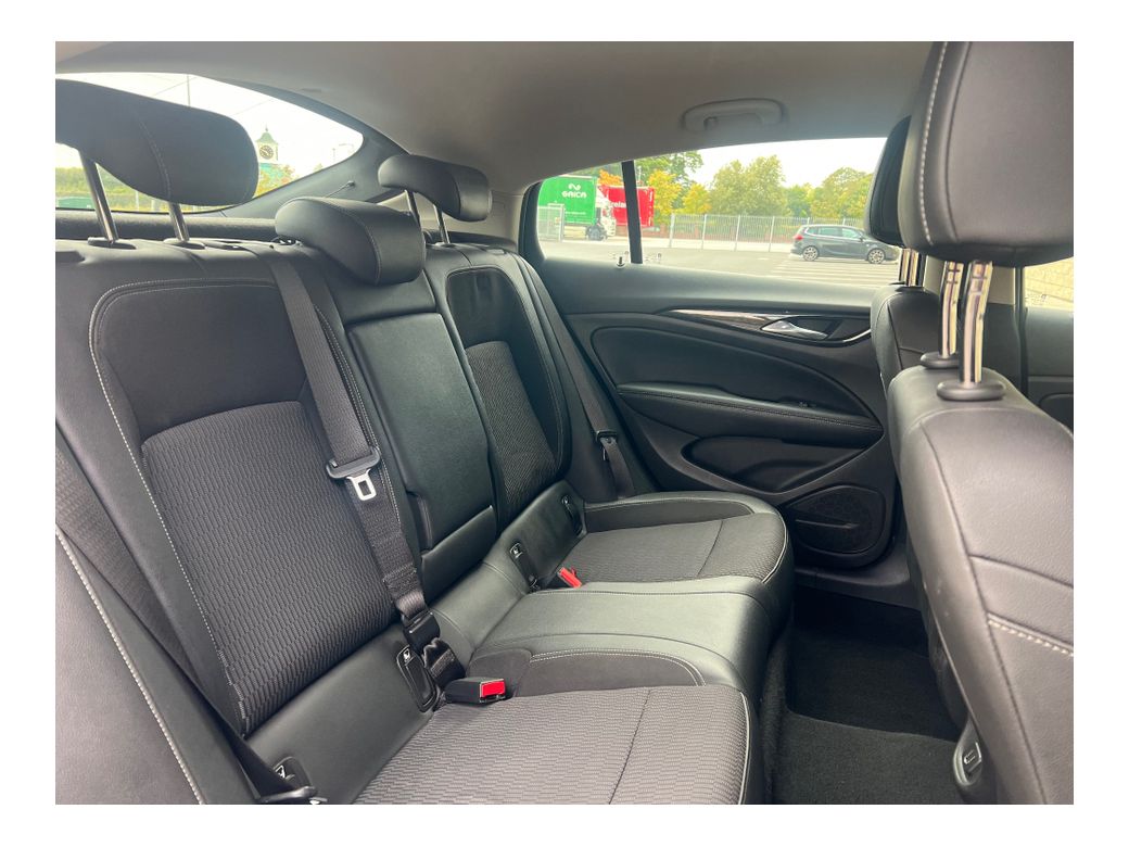 2019 Opel Insignia