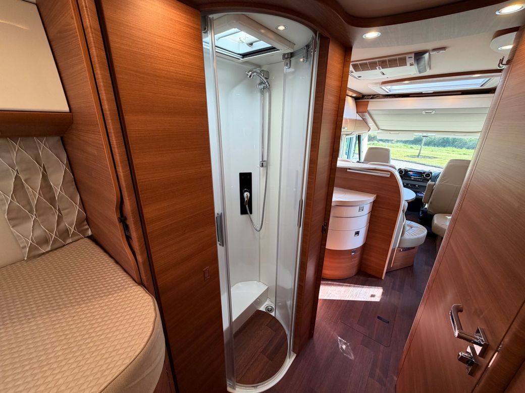 2022 CARTHAGO  CHIC C-LINE 4.9 LEL  R.H.D AUTO C1 REQUIRED 