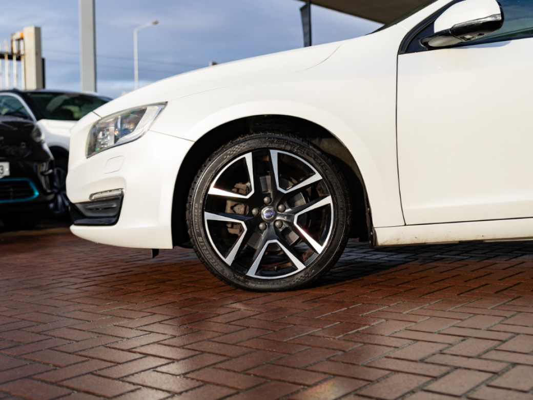 2016 Volvo V60