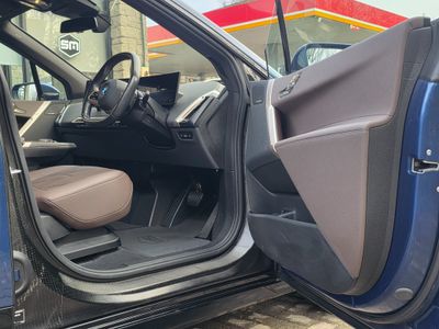 2023 BMW iX