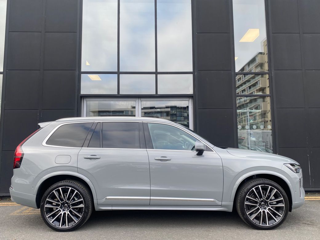 2025 Volvo XC90