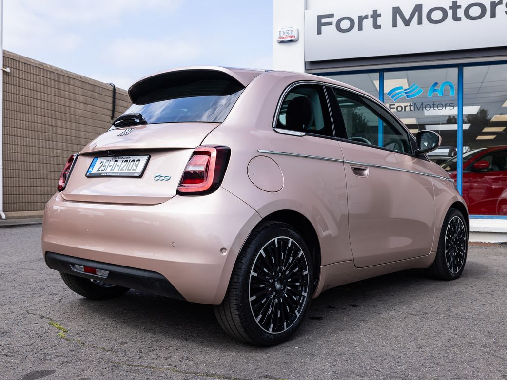 2025 Fiat 500