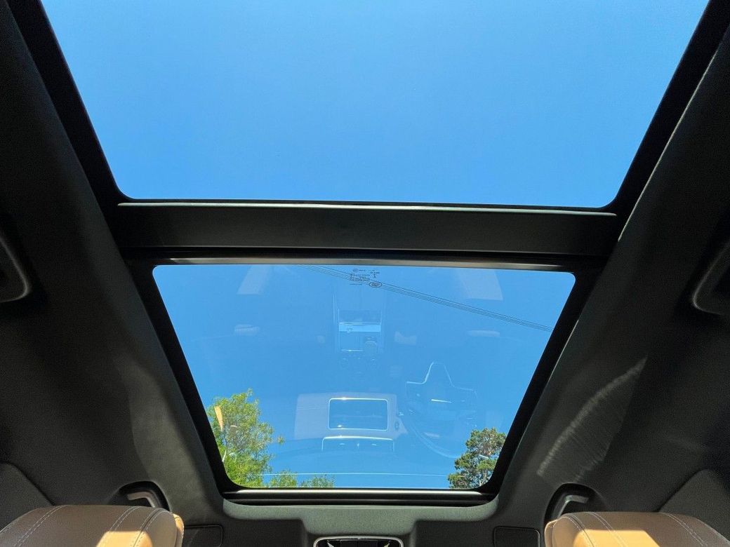 2021 Land Rover Range Rover Velar