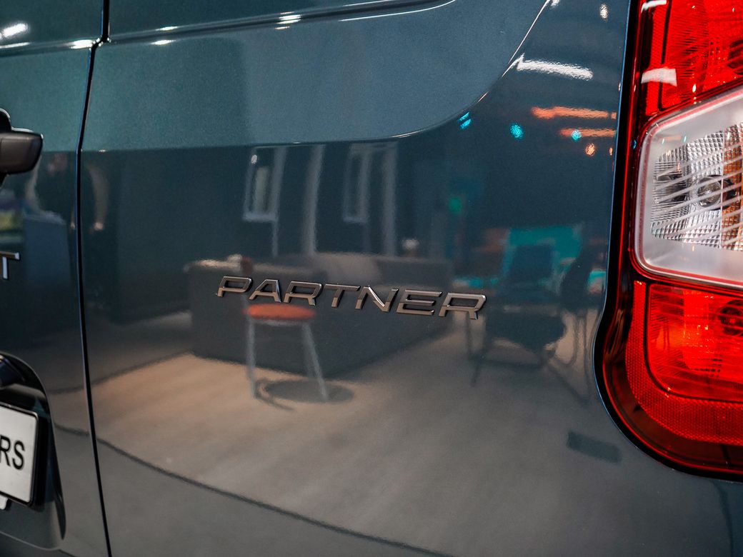 2026 Peugeot Partner
