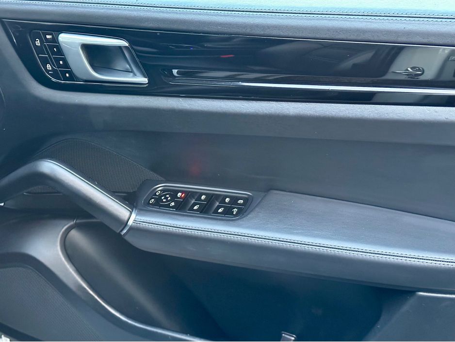 2021 Porsche Cayenne