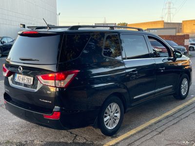 2018 Ssangyong Rodius