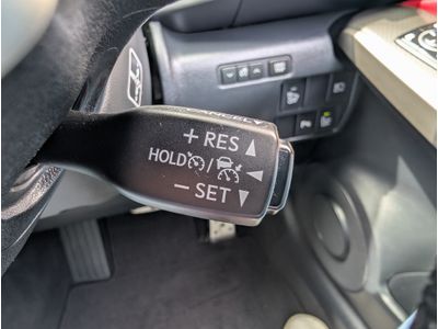 2017 Lexus IS 300h