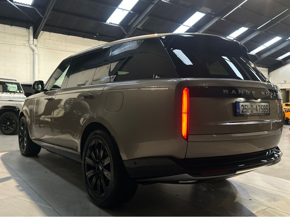 2025 Land Rover Range Rover
