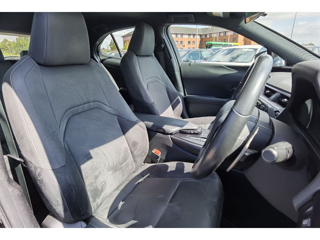 2023 Lexus UX 300e