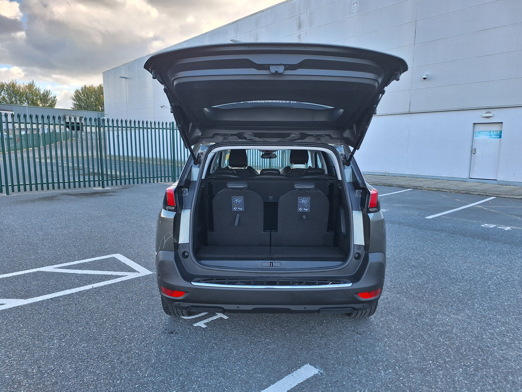 2018 Peugeot 5008