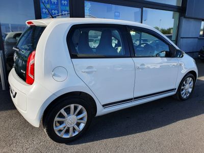2016 Volkswagen up!