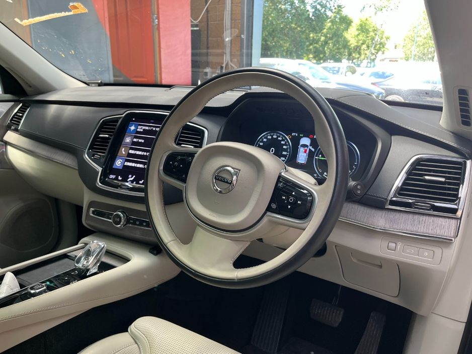 2022 Volvo XC90
