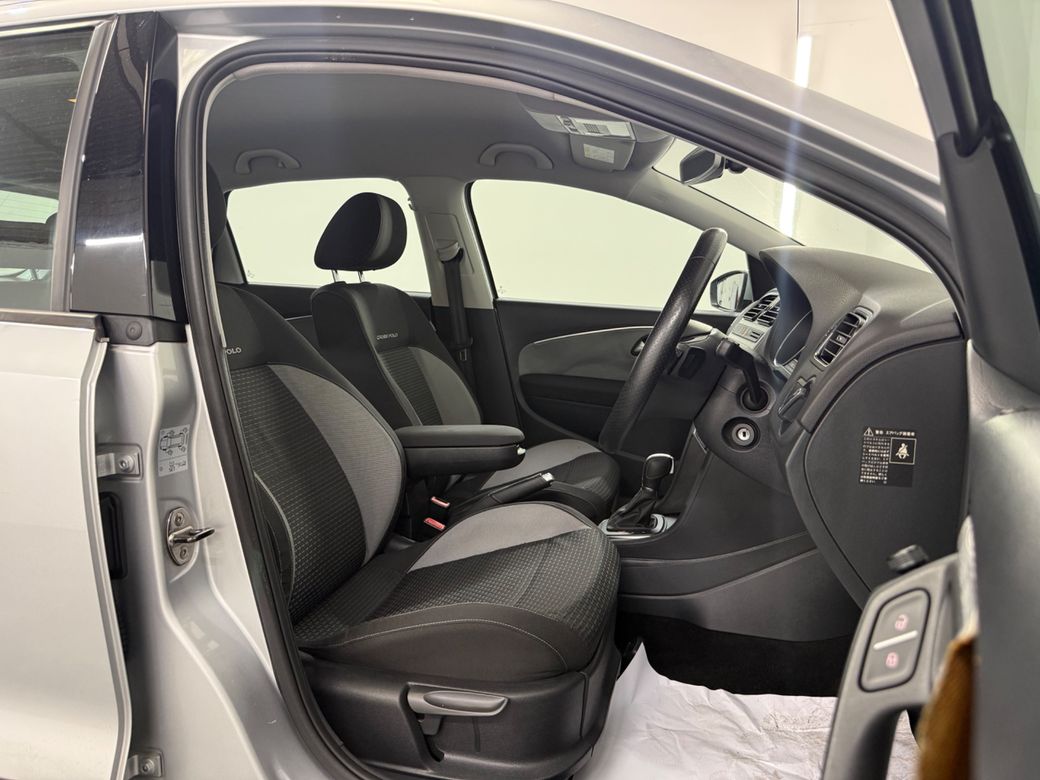 2015 Volkswagen Polo