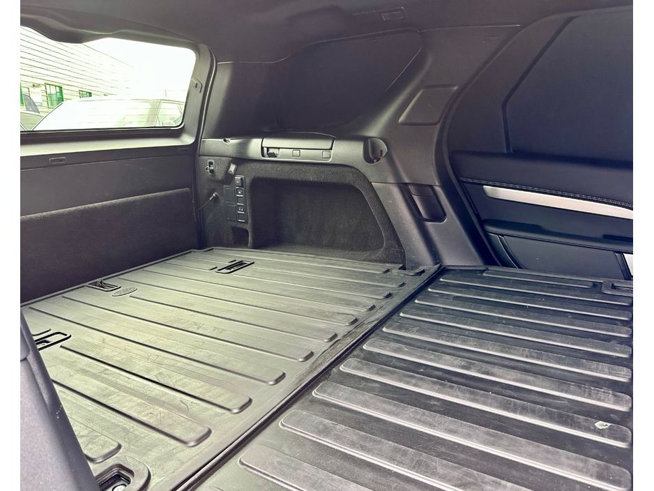 2024 Land Rover Discovery