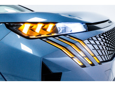 2025 Peugeot 5008