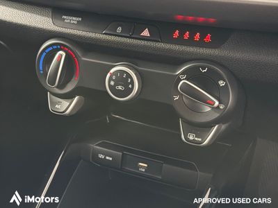 2023 Kia Rio