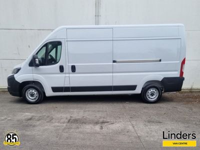 2025 Opel Movano