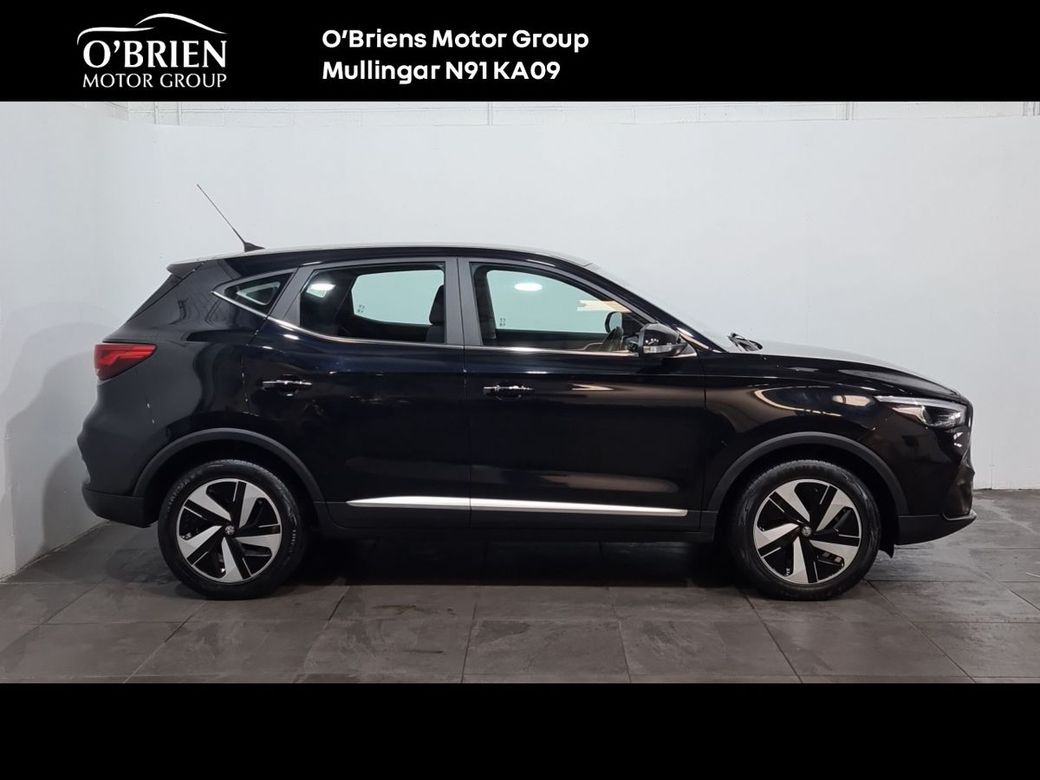 2023 MG ZS