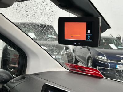 2021 Peugeot Partner