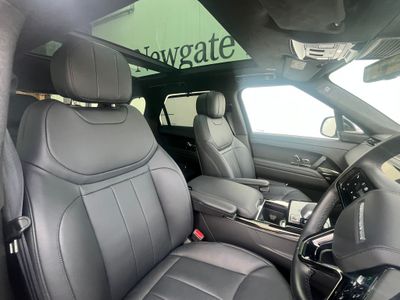 2025 Land Rover Range Rover Sport