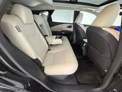 2023 Lexus RX450h+
