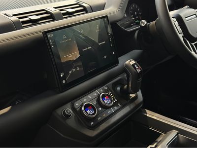 2025 Land Rover Defender