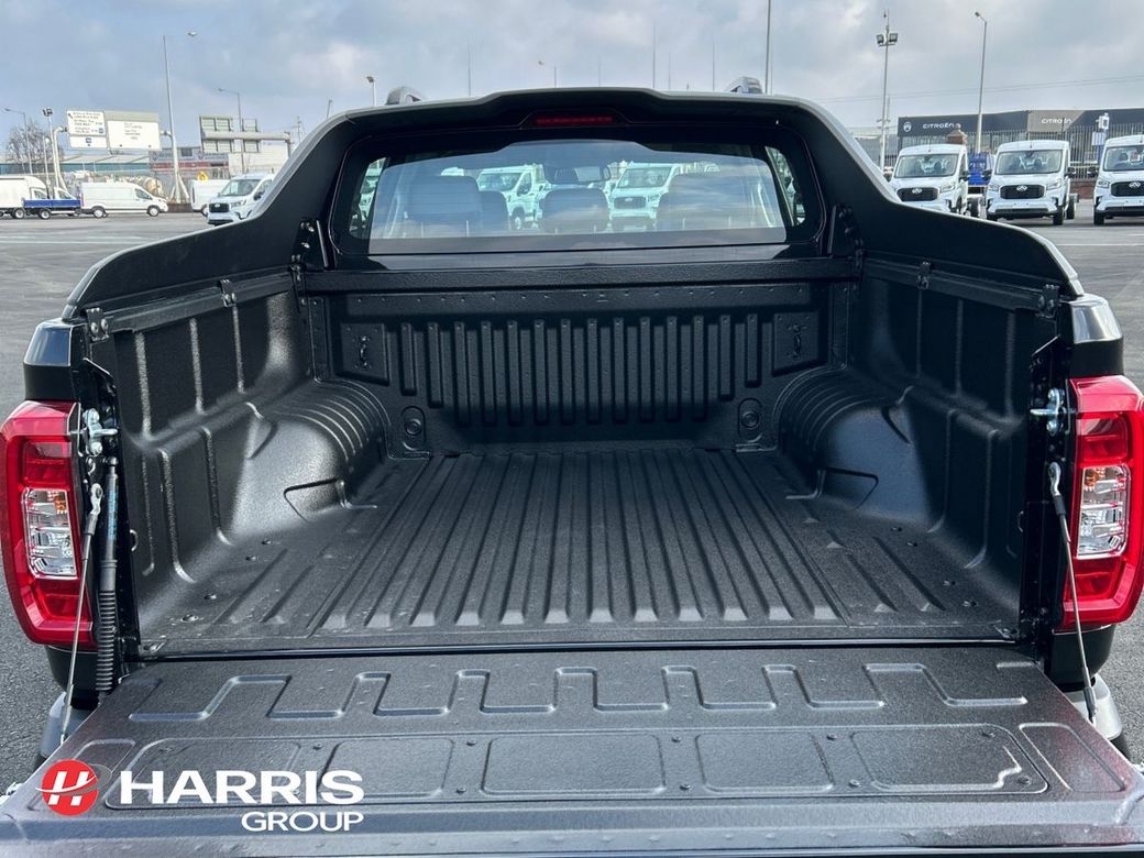 2025 Black Maxus T60 MAX