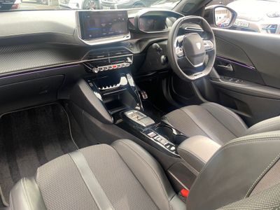 2025 Peugeot 2008