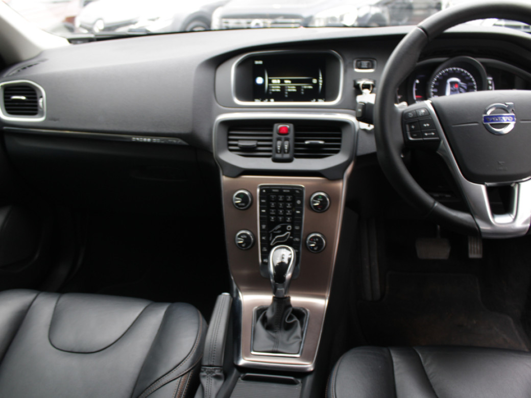 2016 Volvo V40 Cross Country