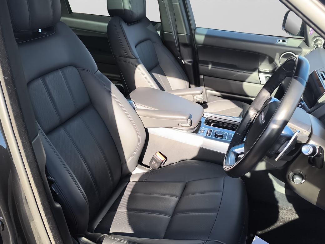 2021 Land Rover Range Rover Sport