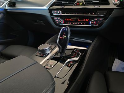 2022 BMW 530