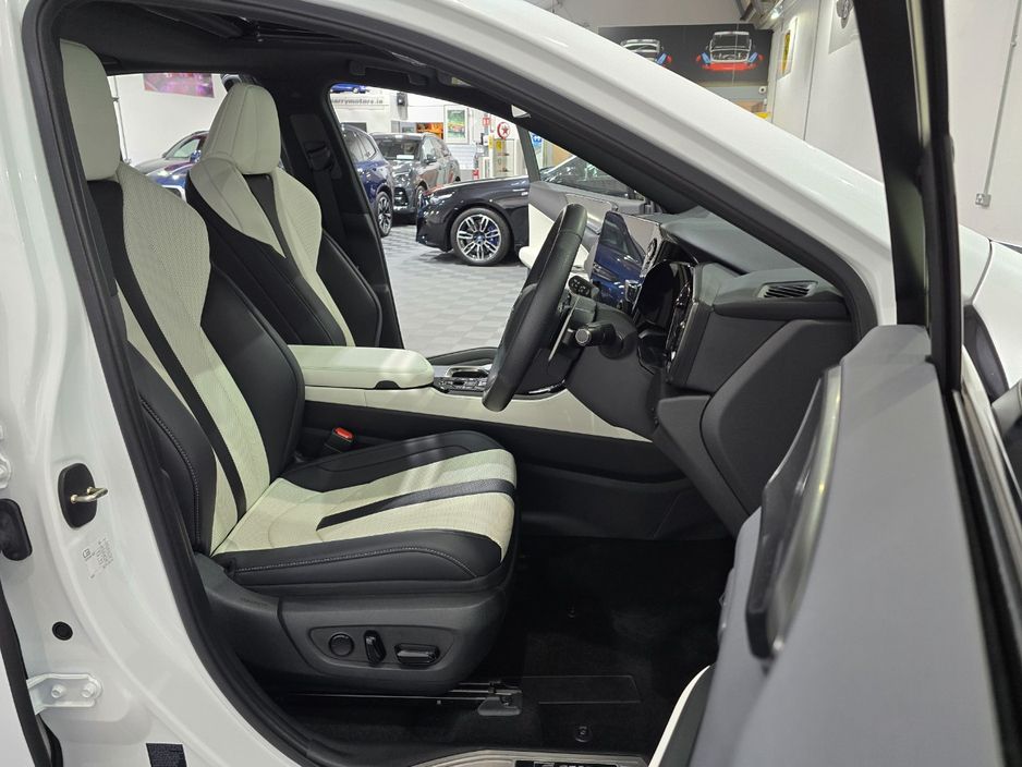 2024 Lexus NX 450H+