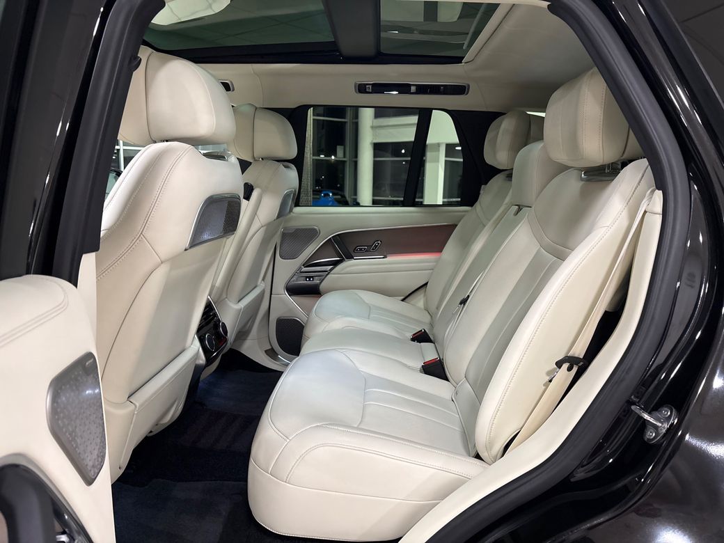 2025 Land Rover Range Rover
