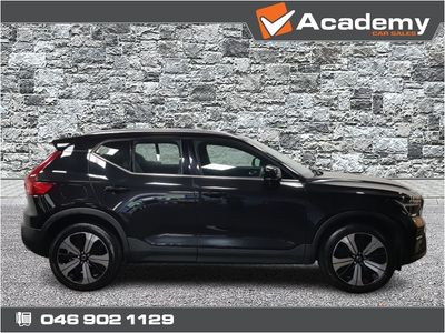 2023 Volvo XC40