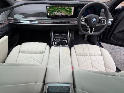 2026 BMW i7